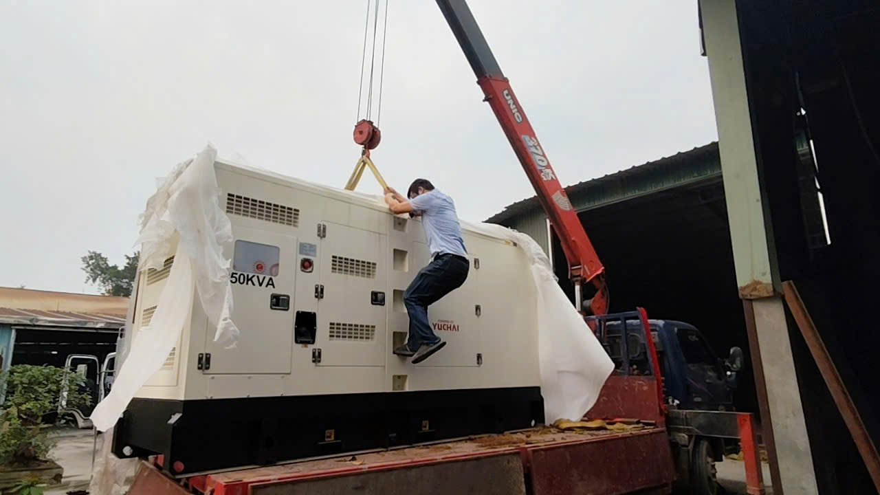 Bàn giao máy phát điện 250kVA YUCHAI Đại Lý Miền Trung | HANGEN POWER